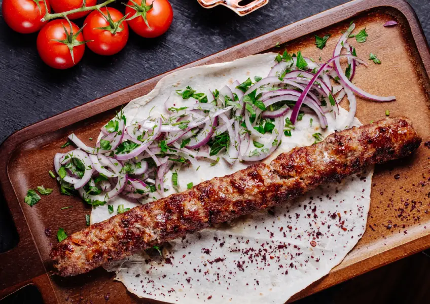 KABOB KOOBIDEH BEEF WITH BREAD